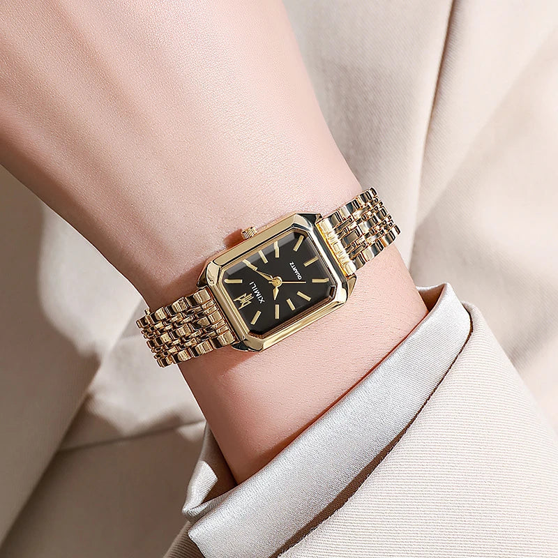 2025 Hot Brand Stainless Steel Strap Watch Women Luxury Gift Quartz Wristwatch Student Fashion Simple Square Quartz Watches